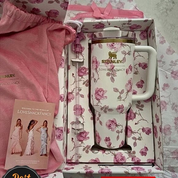 Stanley x LoveShackFancy Floral Tumbler Gift Set โ Limited Edition Pink Roses - Picture 2 of 3